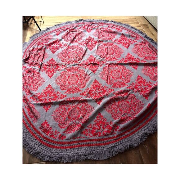 VTG Sears Tapestry Fringe Heavyweight Bedspread USA Made Red Gray 75"x71" - Picture 7 of 15